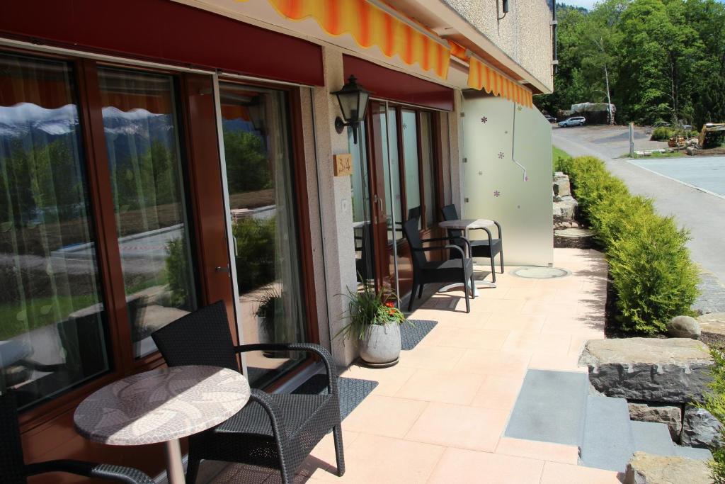Hotel Restaurant Panorama トゥーン エクステリア 写真