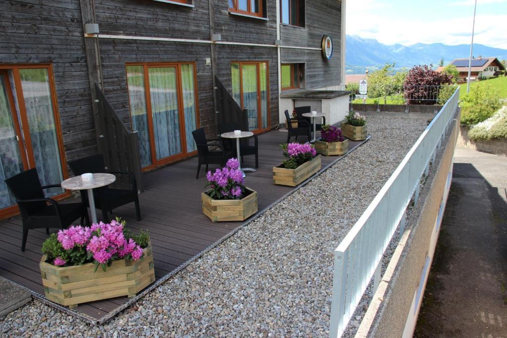 Hotel Restaurant Panorama トゥーン エクステリア 写真