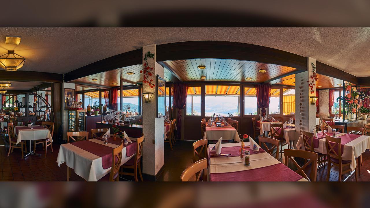 Hotel Restaurant Panorama トゥーン エクステリア 写真